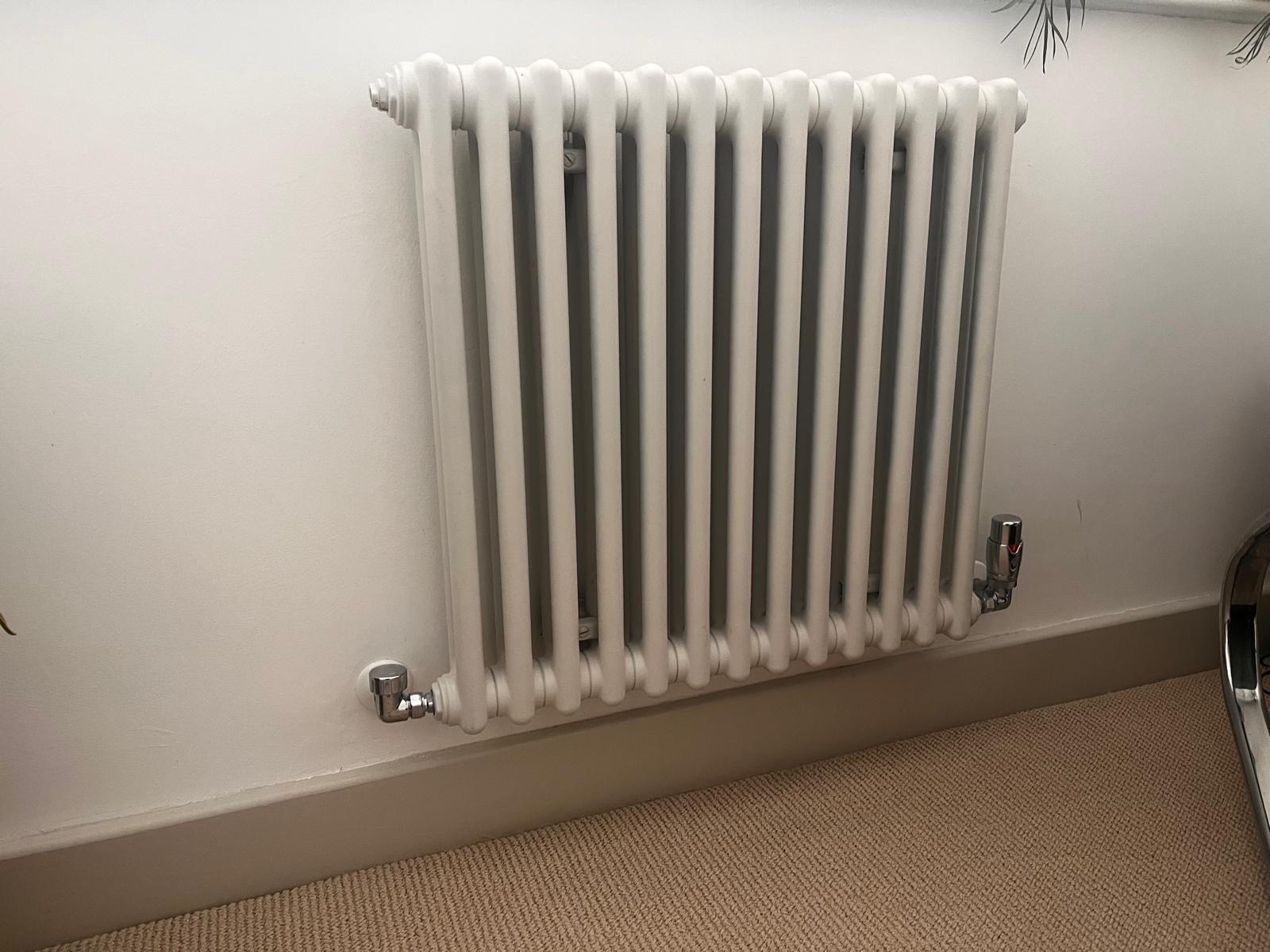 Traditional column radiator installation